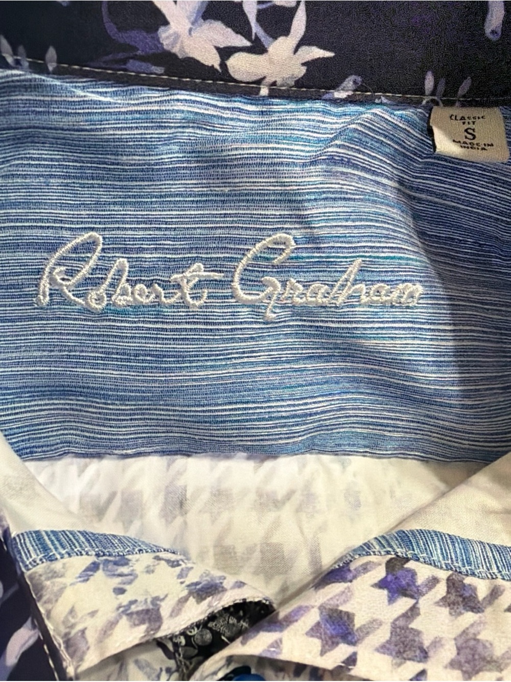 NWT Robert Graham BAUMAN $198 Small Classic Fit Short Sleeve - Picture 5 of 12